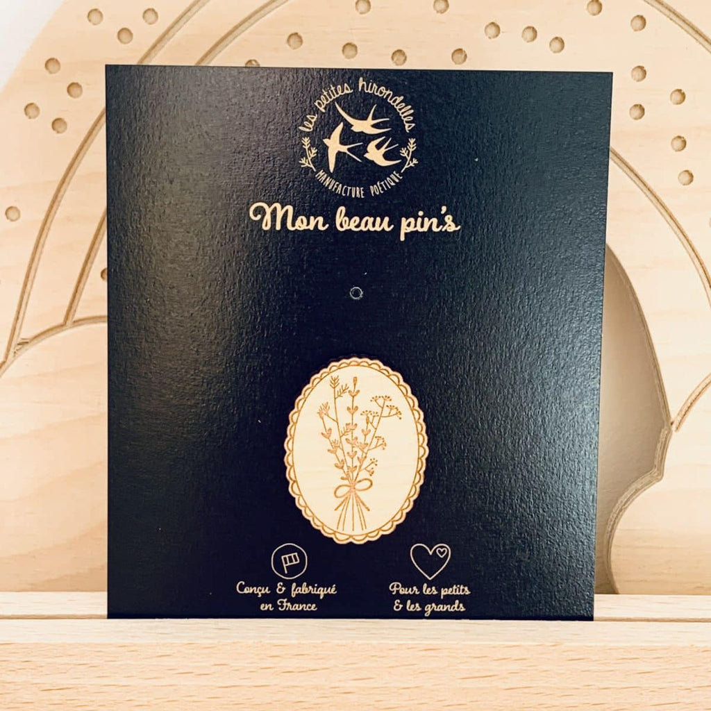 Pin's en bois Les petites hirondelles