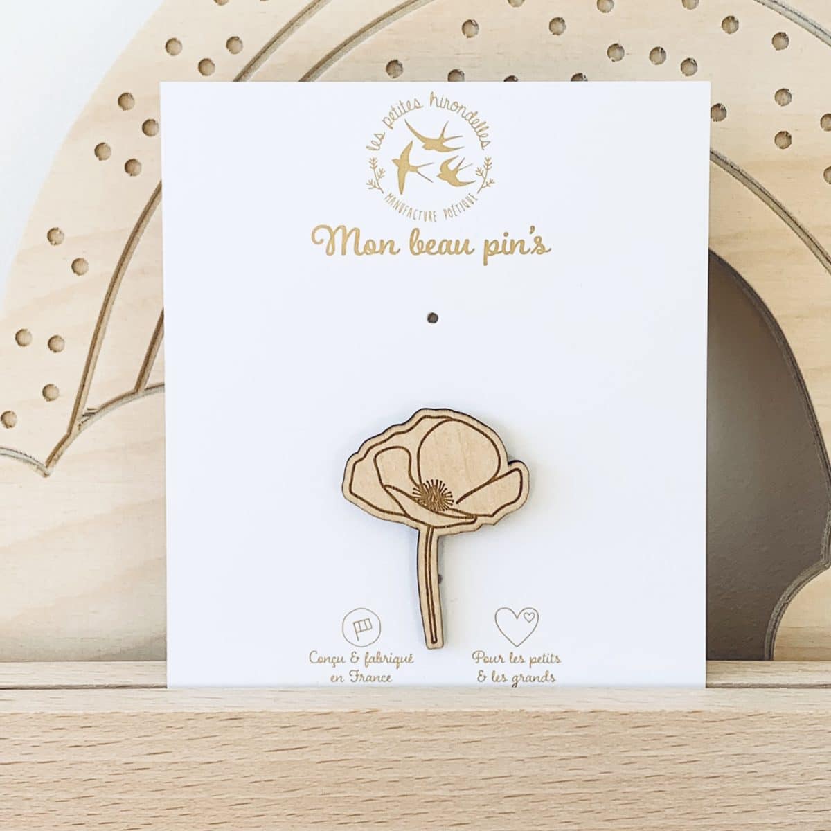 Pin's en bois Les petites hirondelles
